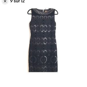 Tory Burch Black Beaded Velvet Patent Leather Trim Circle Mesh Lined back zipper